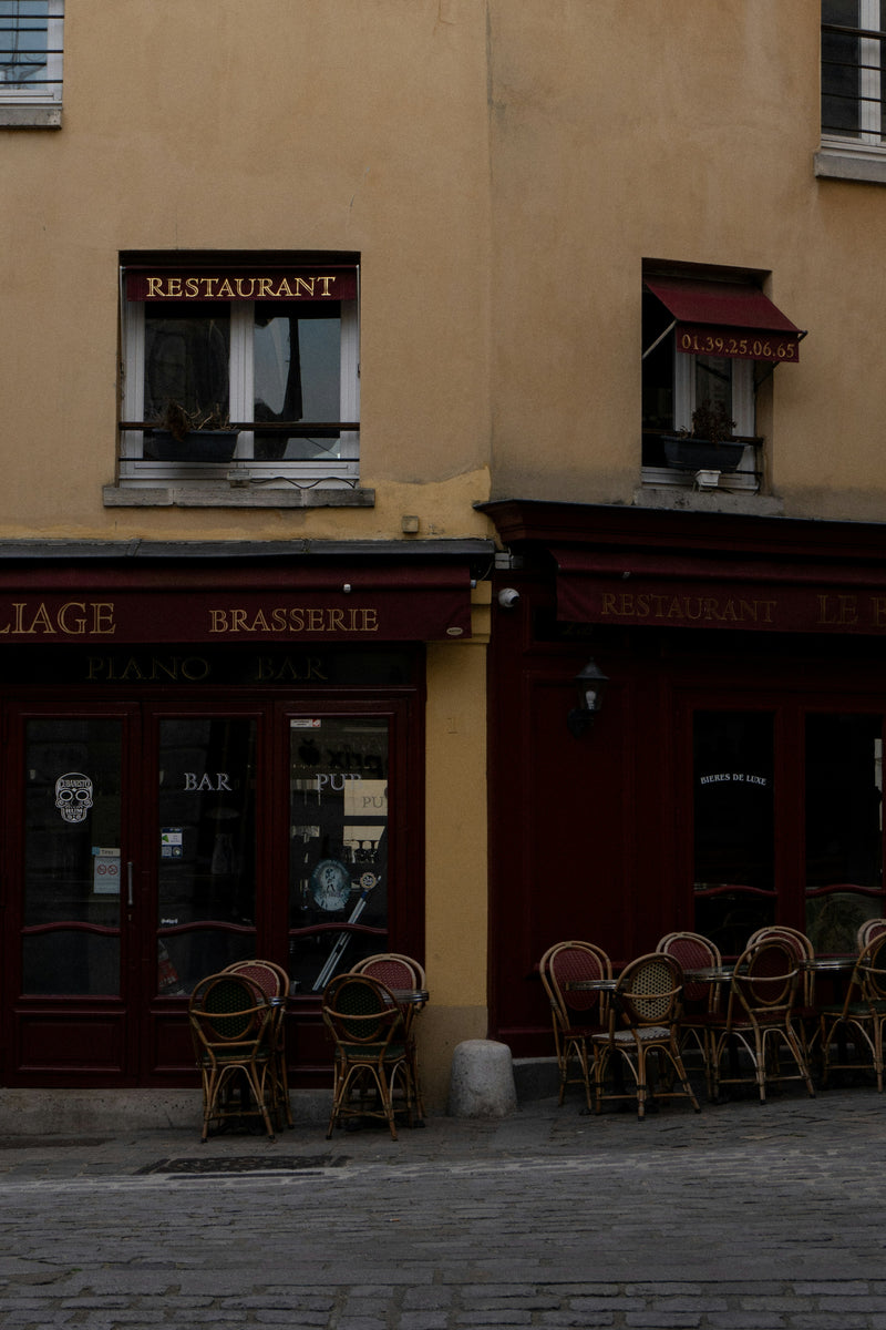 Le soleil sur les pavés