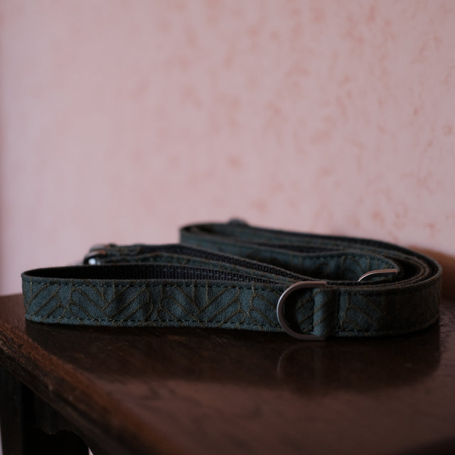 La Laisse Kvadrat – Lichen