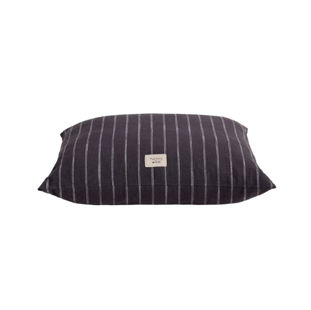 Présentation du coussin bleu nuit pour chien