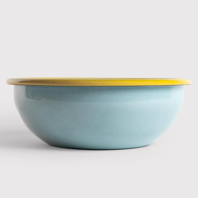 Vue horizontale de gamelle pour chien couleur bleue ciel et nuage