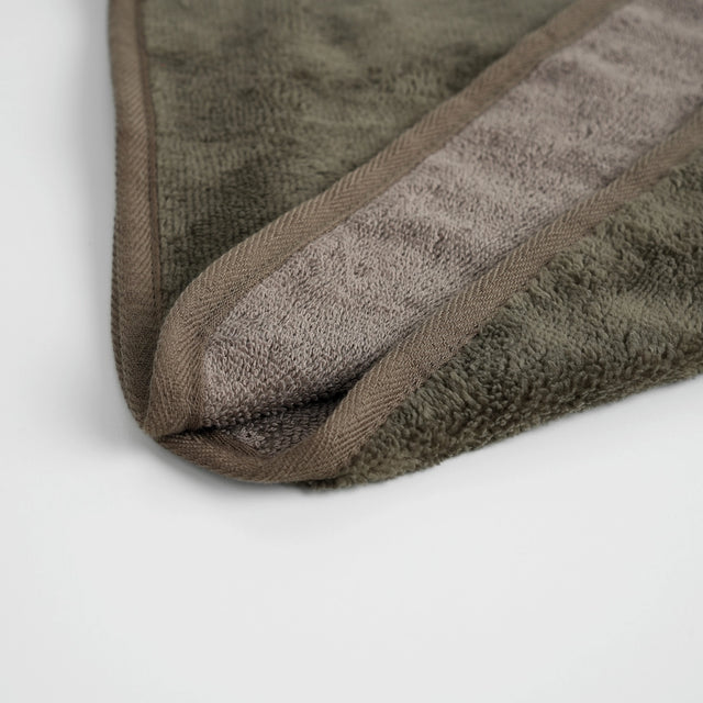 Présentation d'une serviette pour chiens