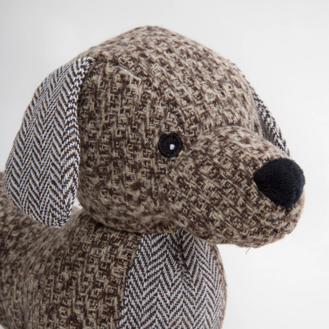 peluche pour chien teckel zoom